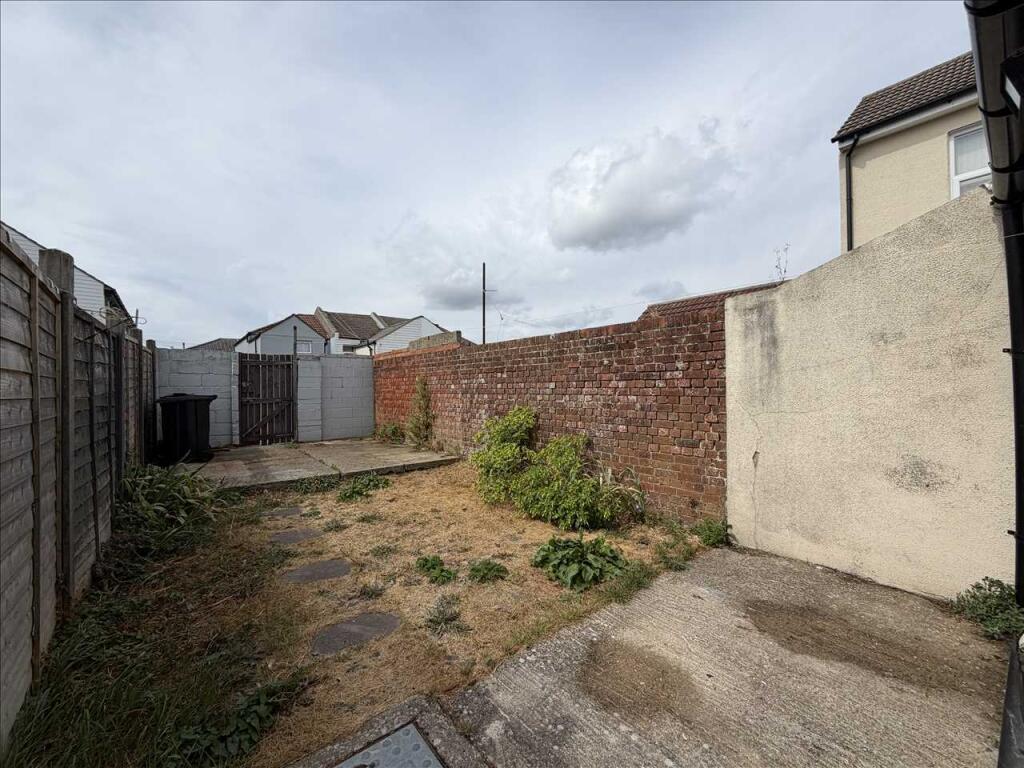 Property photo 8