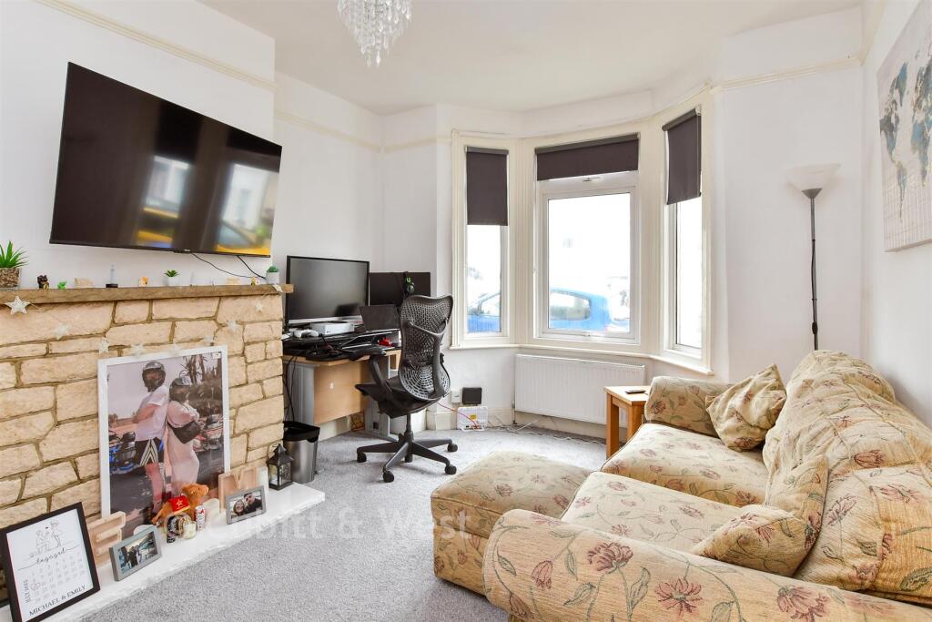 House in Newhaven - View 4
