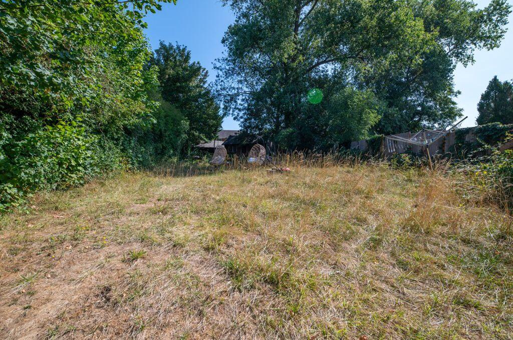 House in Havant, Hampshire - View 2