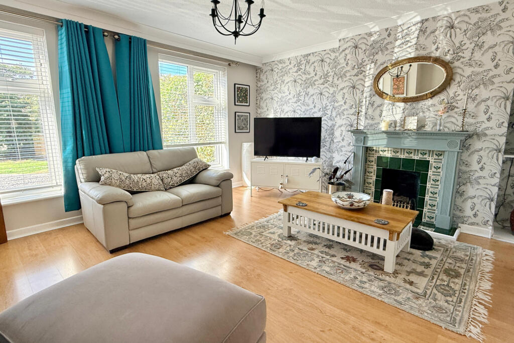 House in New Forest, Ringwood - View 4