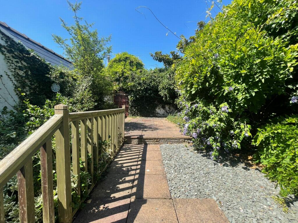 Almshouse Street, Monmouth, NP25 photo 3