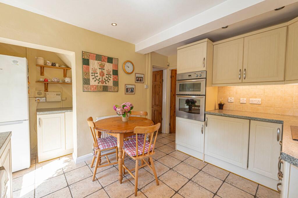 House in Abersychan, Torfaen - More