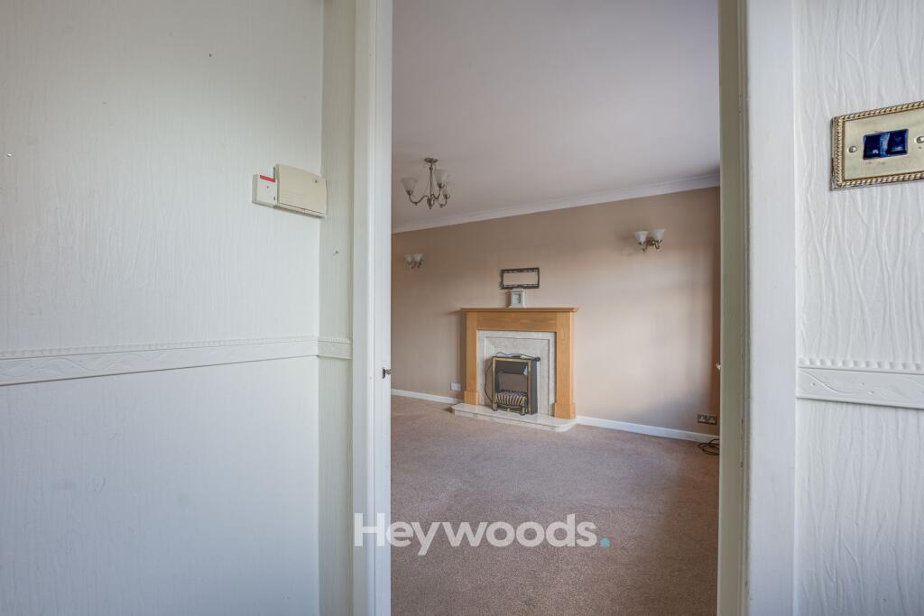 House in Stoke-on-Trent - View 5