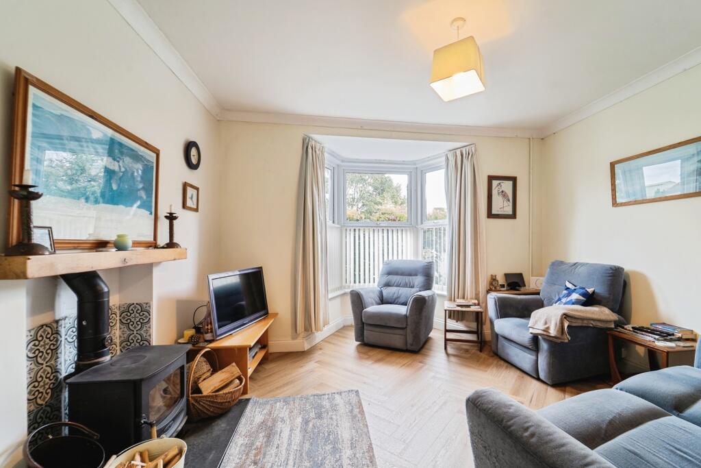 House in Neyland, Pembrokeshire - View 4