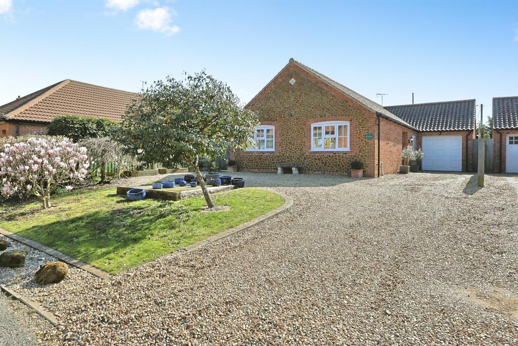 Main image of property: Back Road, Pentney
