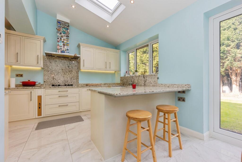 House in Stockport, Greater Manchester - View 5