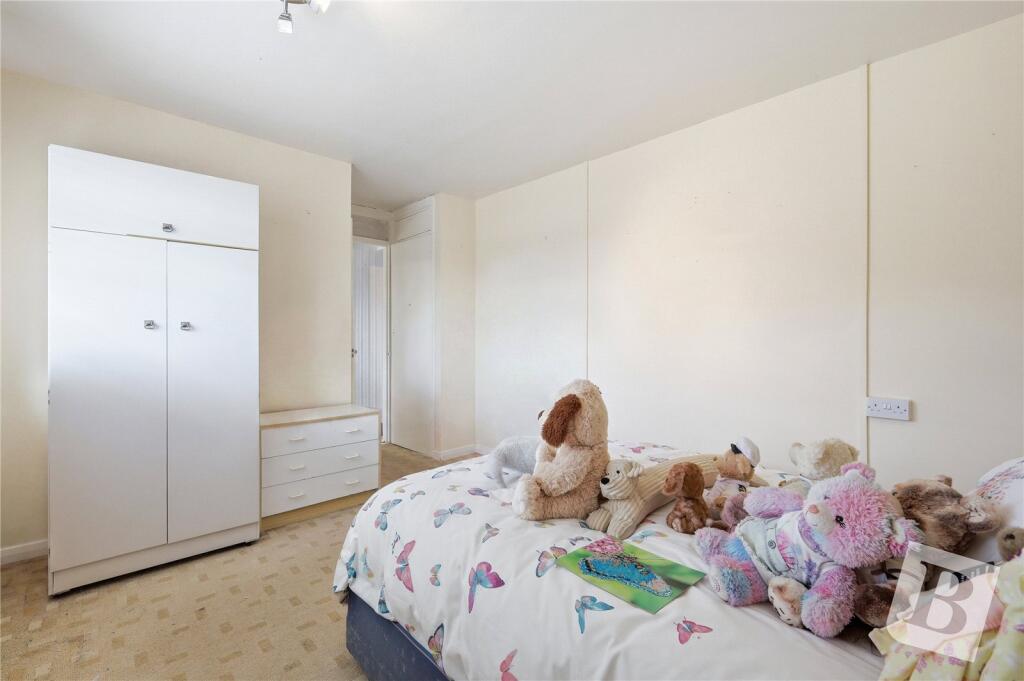 Apartment in Chelmsford, Great Baddow - View 5