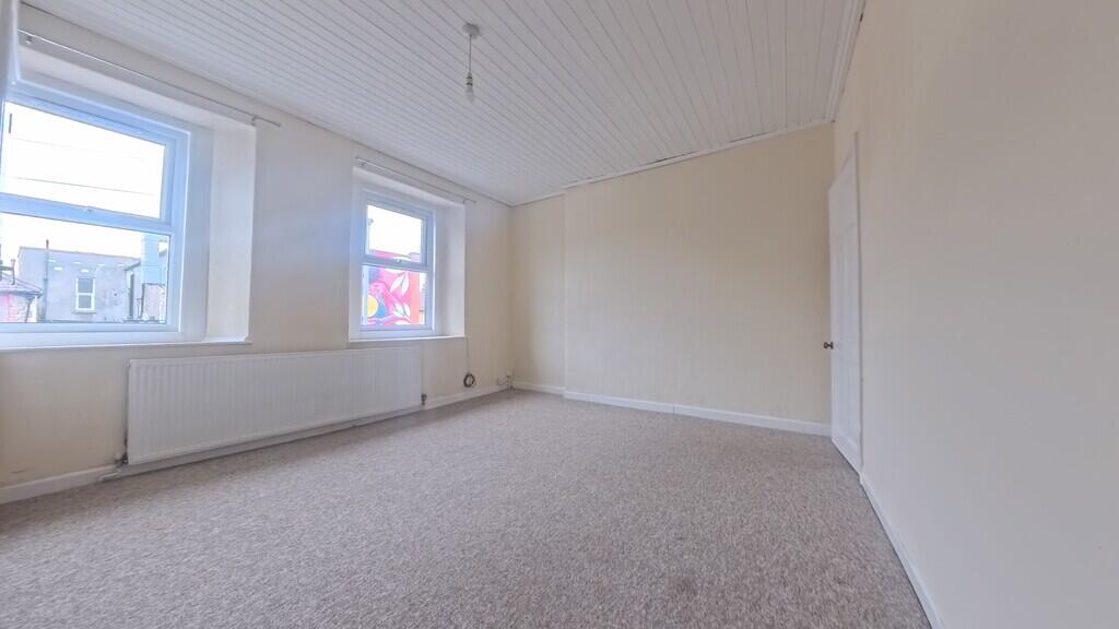 Apartment in Bristol - View 2