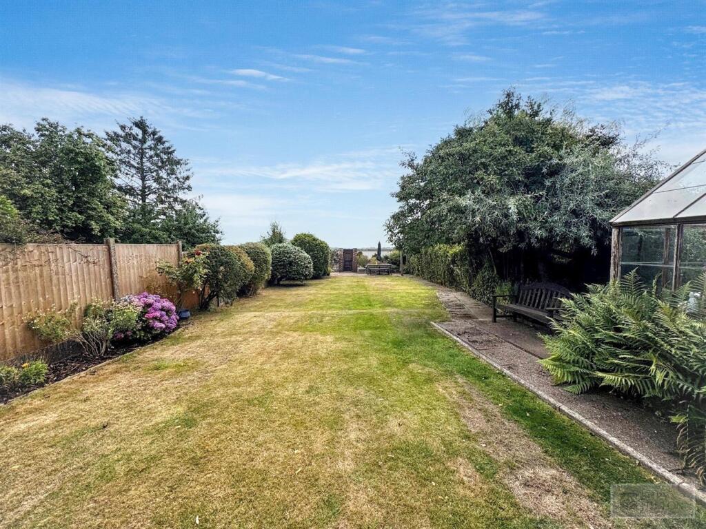 House in Stoke-on-Trent - View 2