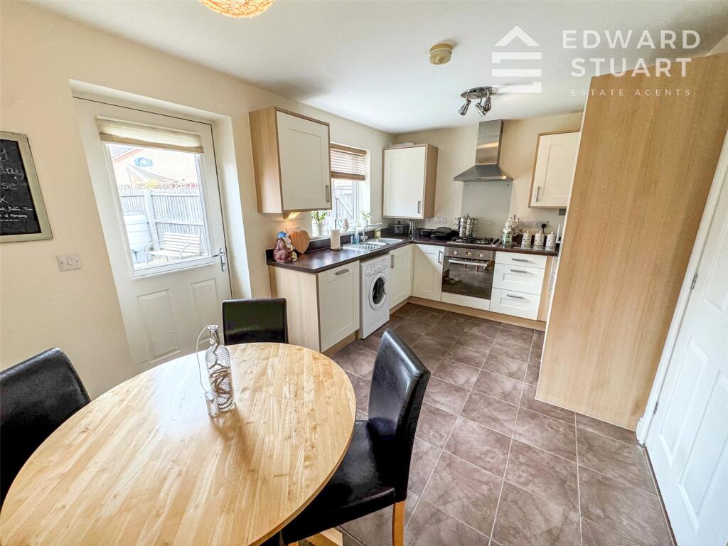 Whitby Avenue, Eye, Peterborough, Cambridgeshire, PE6 photo 2