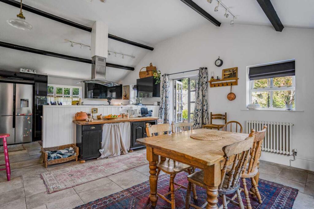 House in Byfield - More