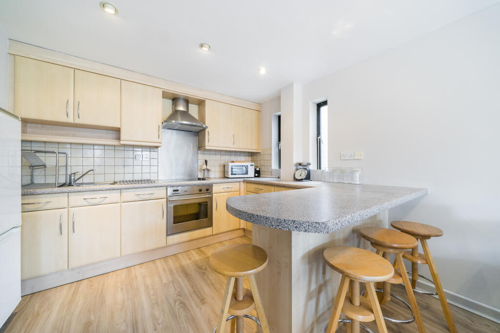 Apartment in London - View 3