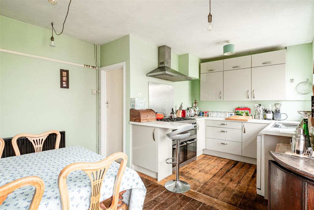 House in Mid Sussex, Hassocks - View 2