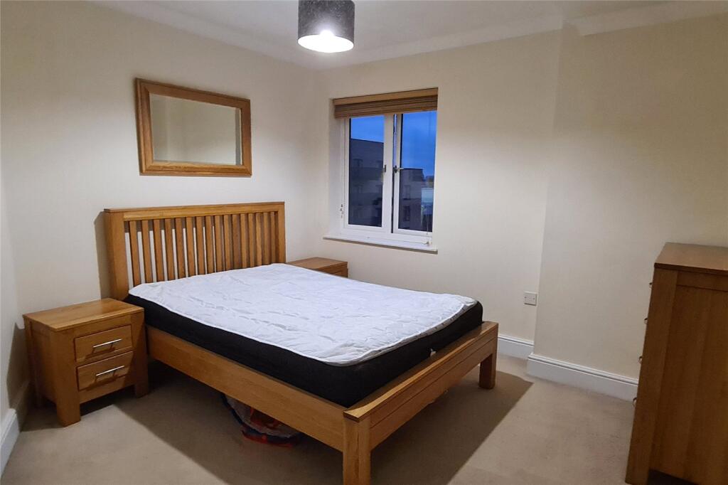 House in Reading - View 5