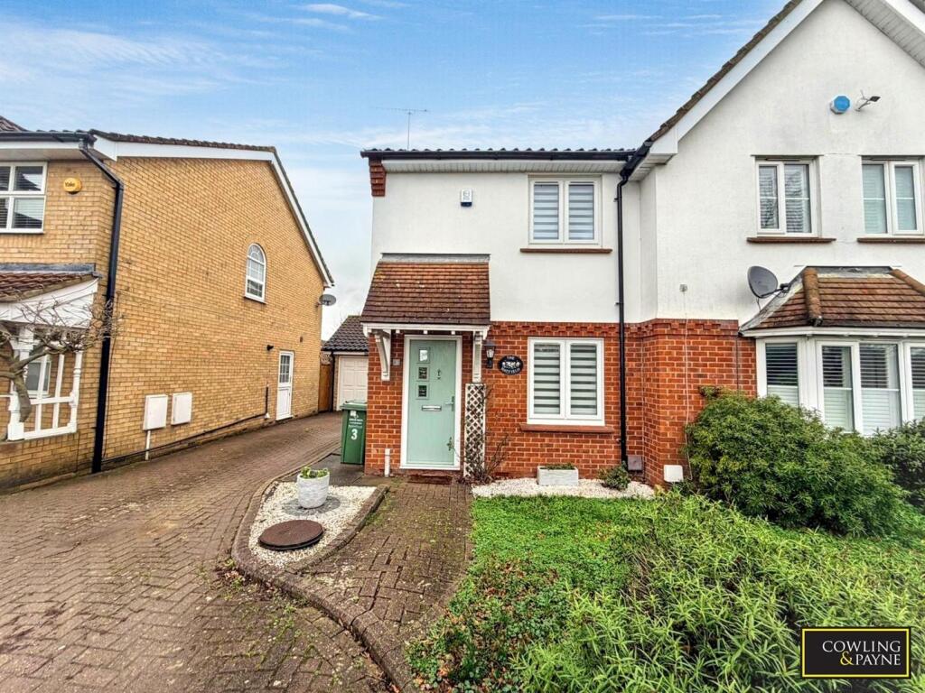 Main image of property: Carlyle Gardens, Wickford