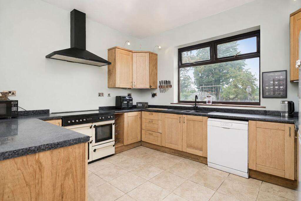 House in Chorley, Adlington - View 4