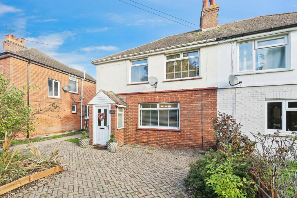 Main image of property: Keycol Hill, Bobbing, Sittingbourne, ME9