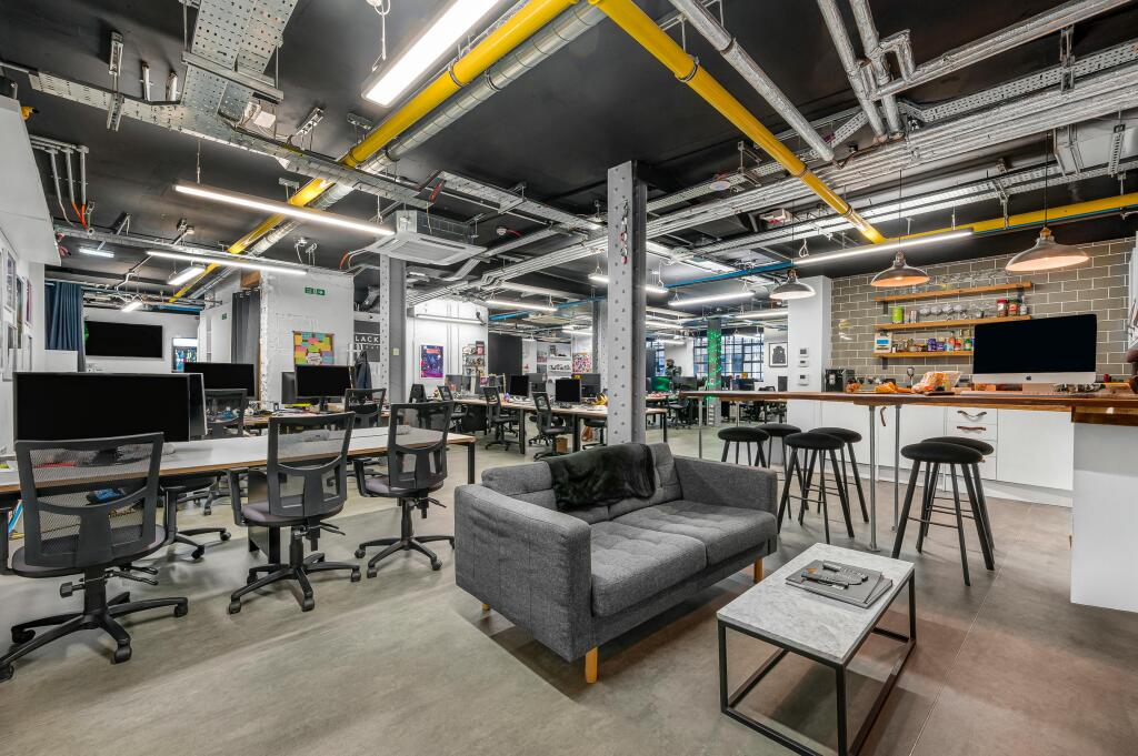 office 8.jpg