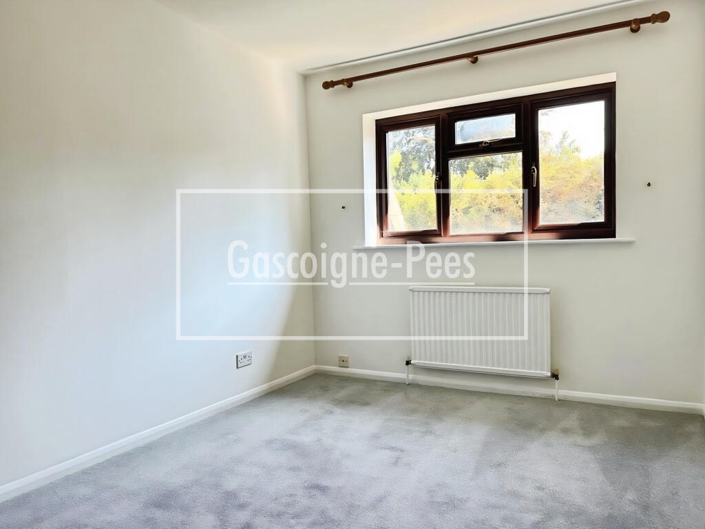House in Guildford - More
