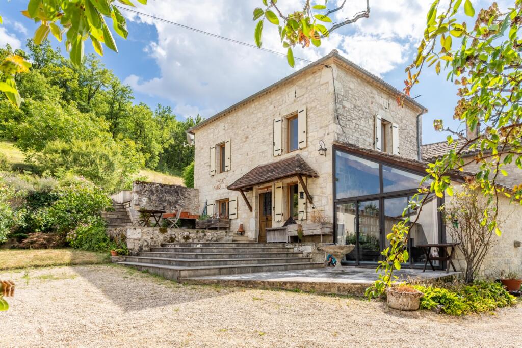 Main image of property: 47370 tournon-d-agenais