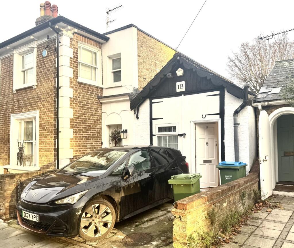 Main image of property: Evelyn Road, Richmond