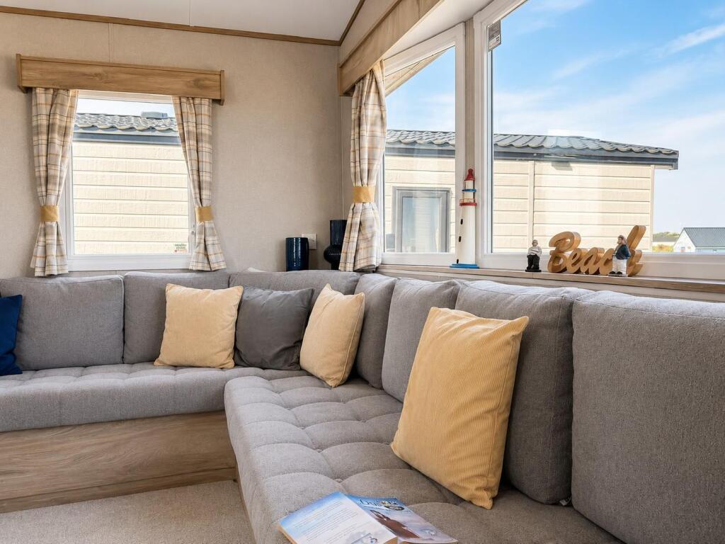 Main image of property: Seaview Holiday Park, St John's Rd, Whitstable , CT5 2RY
