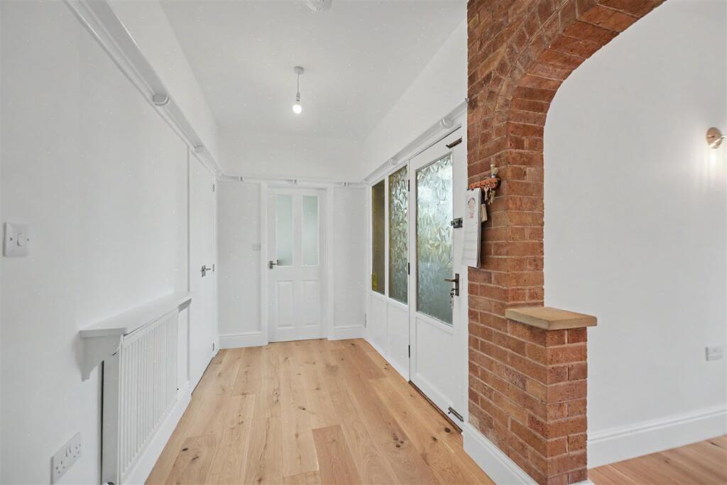 Trowell Grove, Long Eaton - View 6