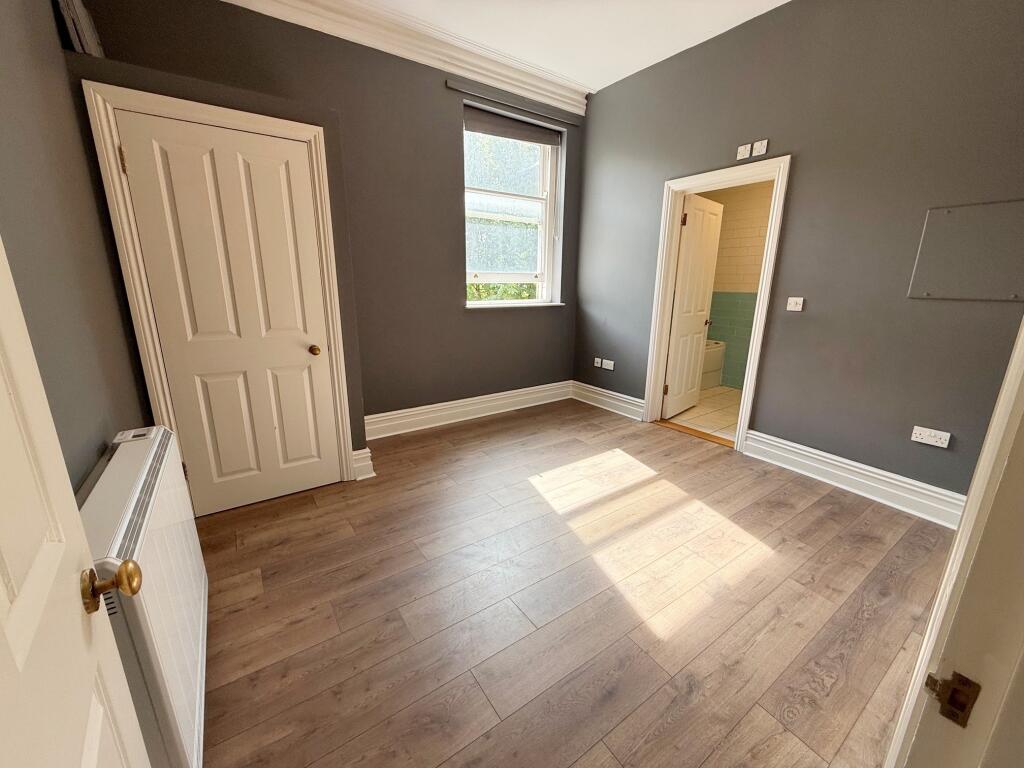 Apartment in Brighton - View 5