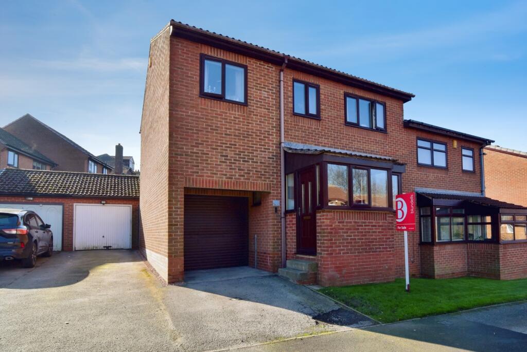 Main image of property: Kildonan Grove, Sheffield, S12
