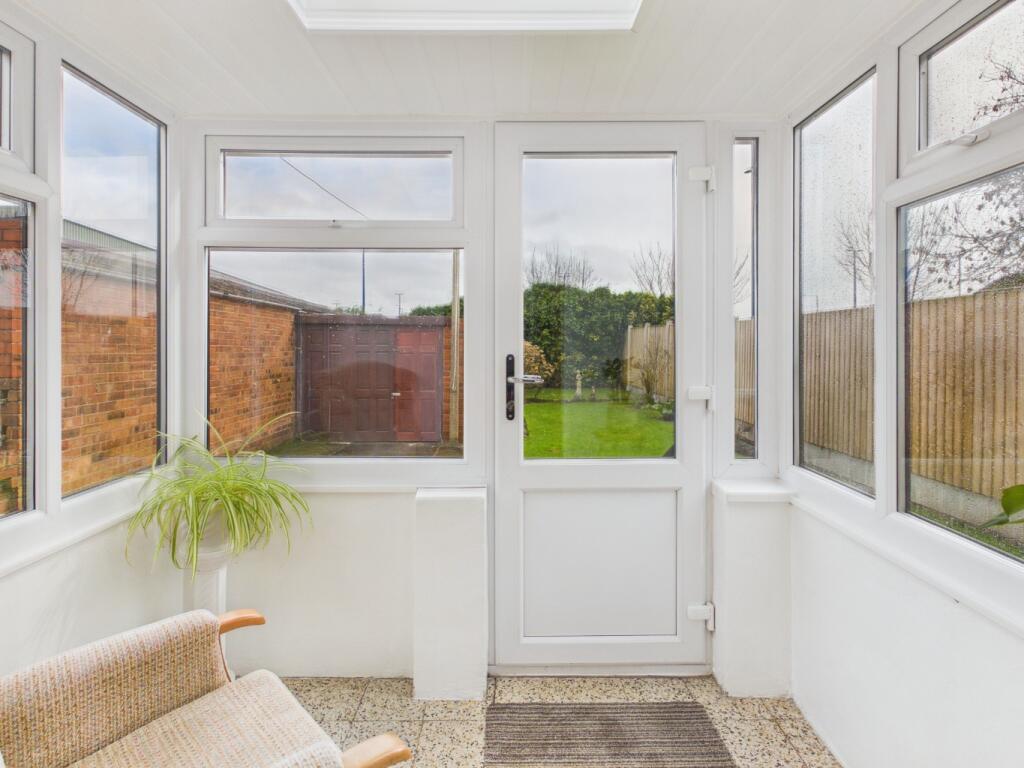 Park Avenue, Shotton, Deeside, Flintshire, CH5 1QN photo 5