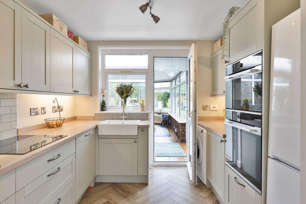 House in Edinburgh, Liberton and District - More
