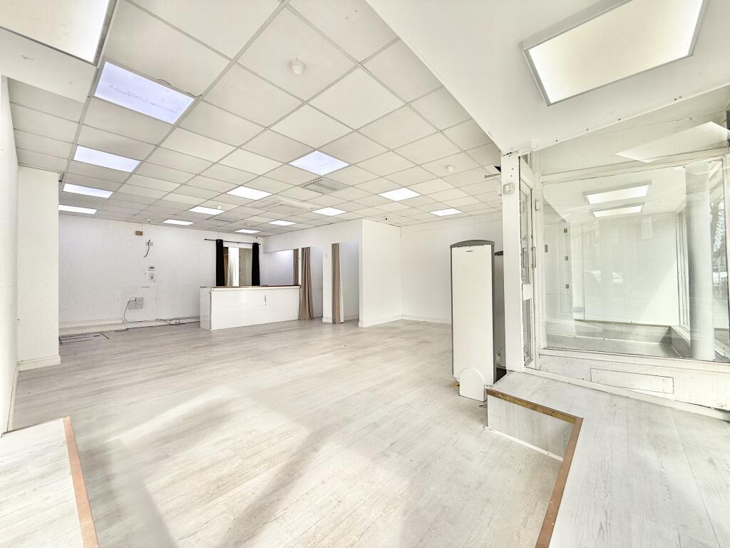 The Dressing Room, South Road, Waterloo, Sefton photo 4