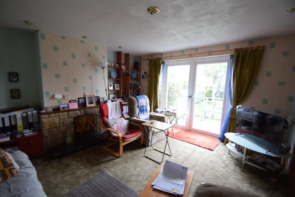Afon Close, New Inn, Pontypool, Torfaen, NP4 photo 3