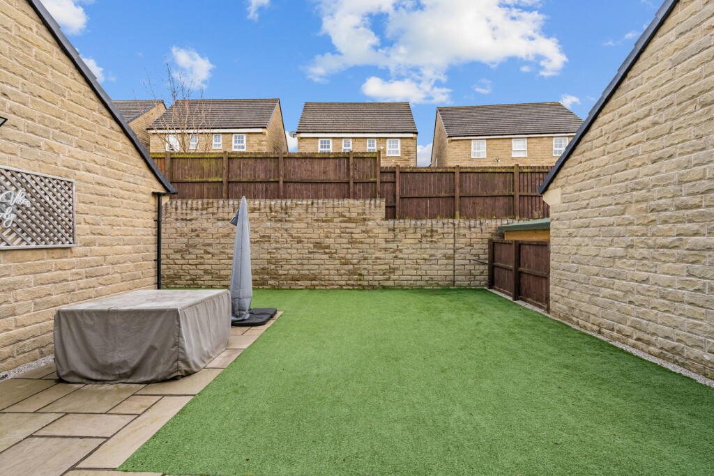 Additional image 22 of Castle Stead Crescent, Cullingworth