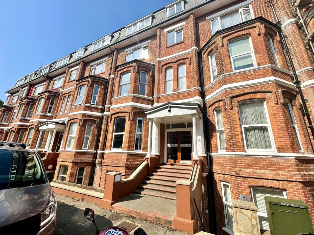 Studio flat on Crag Hall, 15-17 Durley Gardens, Bournemouth, Dorset, BH2, £105,000