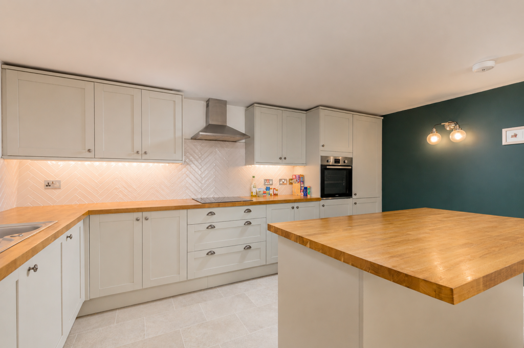 Apartment in Edinburgh, East Lothian - View 5