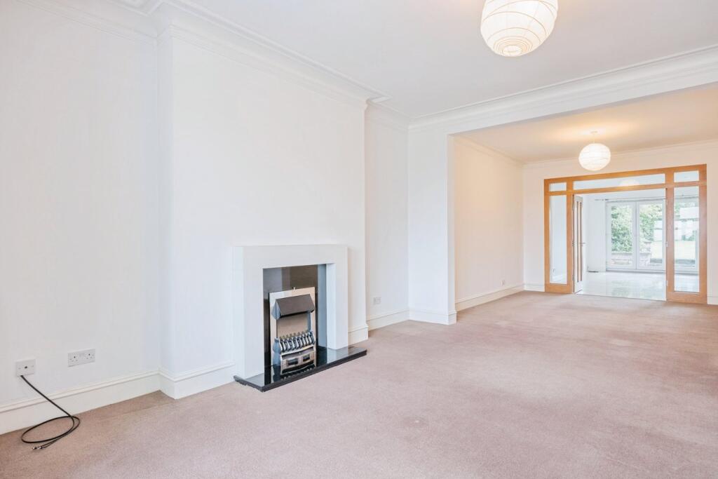 North Deeside Road, Aberdeen, AB15 photo 2