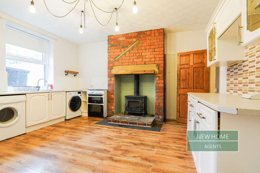 House in Wakefield - View 4