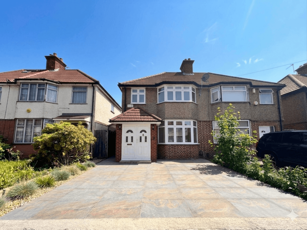 Main image of property: Berkeley Waye, HESTON , TW5