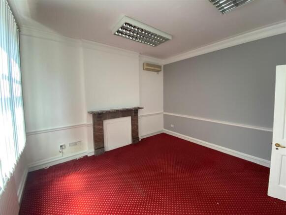 Badger House internal 3 (1).jpg