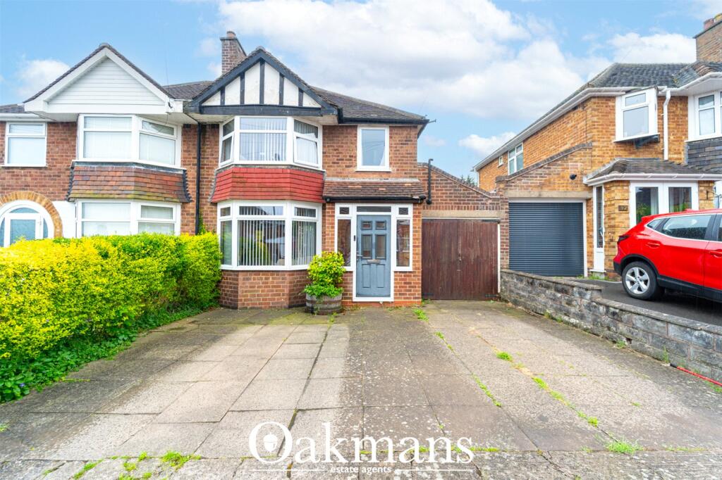 3-bed semi-detached on Loynells Road, Birmingham, B45, £280,000