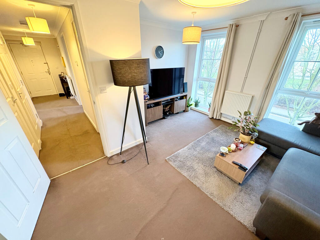 Great High Ground, Loves Farm, St. Neots, PE19 6GP photo 4