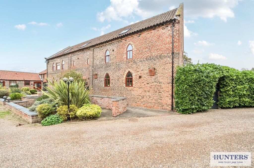 4-bed house on Redwing Barn, Thorpe Willoughby, Selby, £575,000
