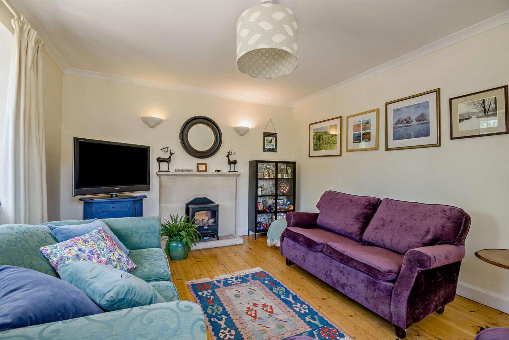 Central Cirencester - View 2