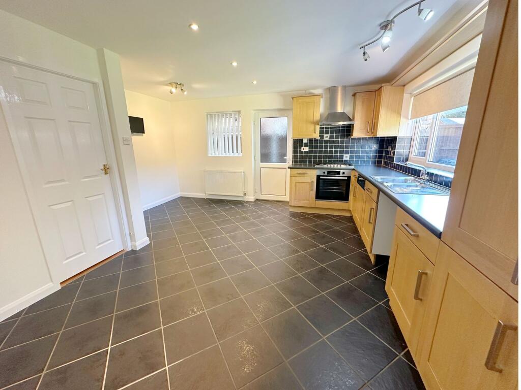 House in Blunham, Central Bedfordshire - View 2