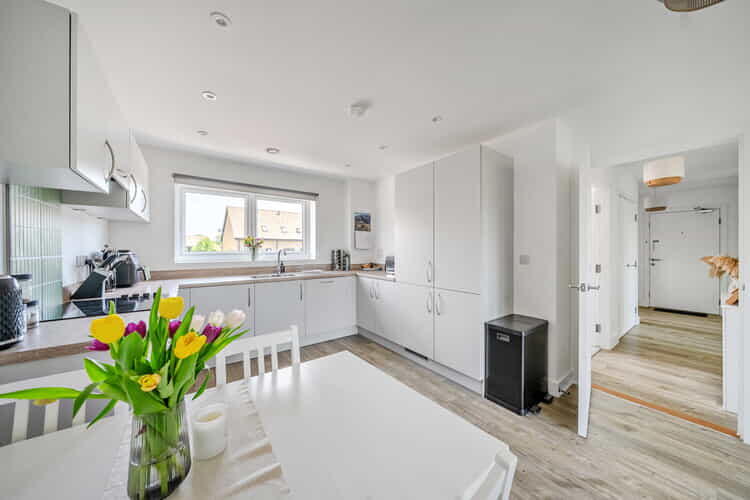 Teal Court, Reading, Berkshire, RG2 photo 3