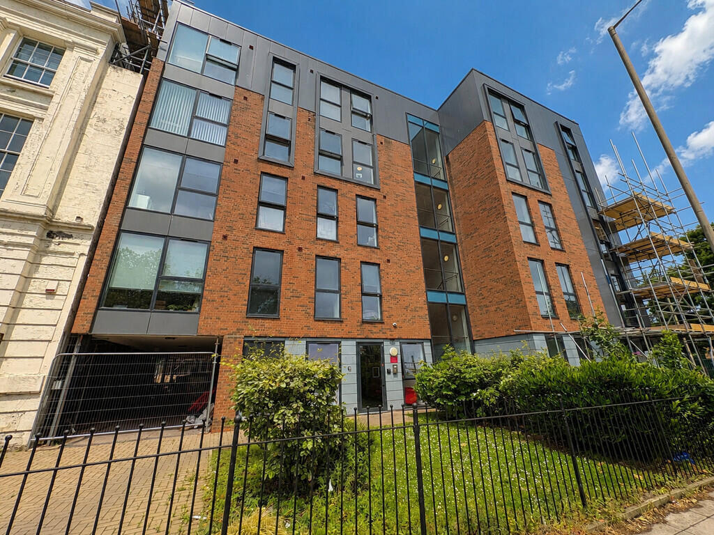 Studio flat on  246 Upper Parliament Street, Liverpool, Merseyside, L8 7QE, £45,000