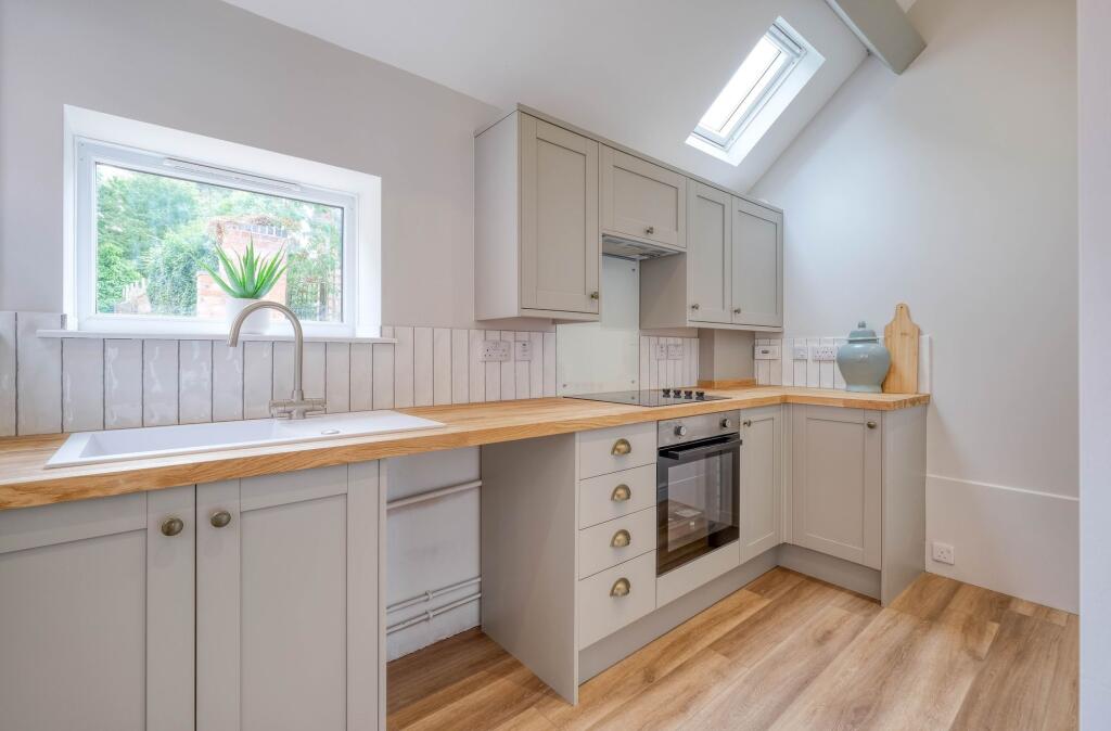 Additional image 3 of Worcester Road, Bromsgrove, B61