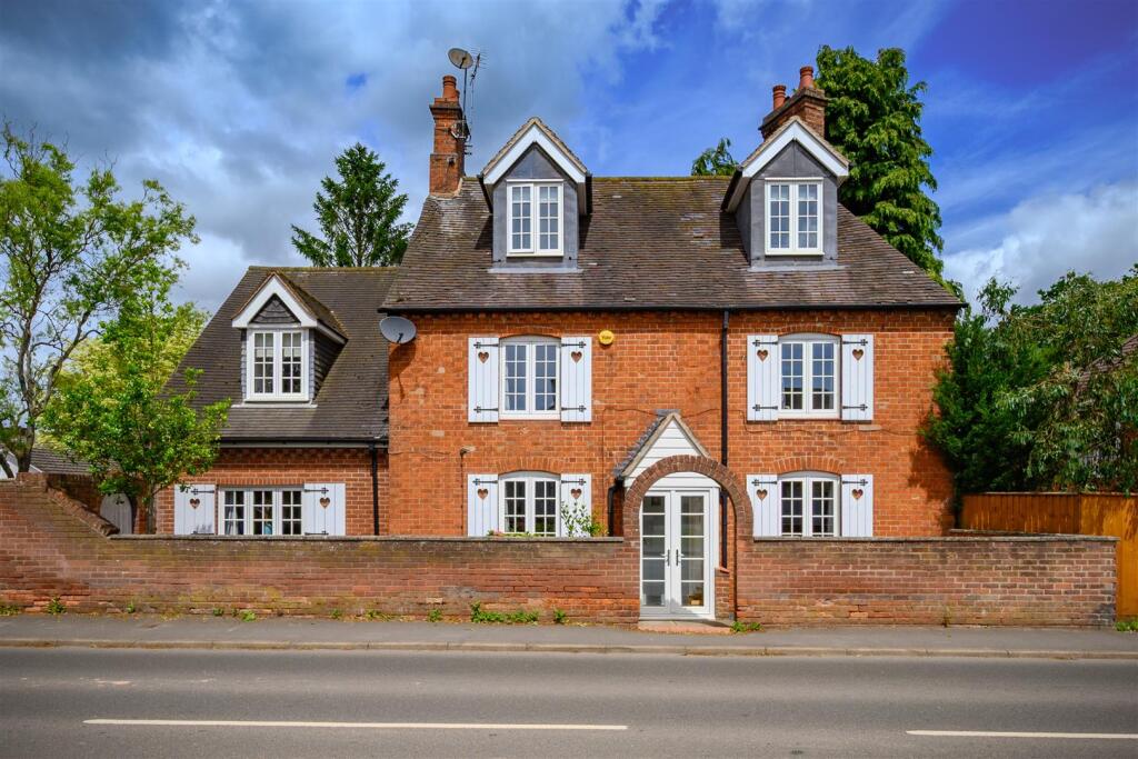 Main image of property: Kelsey Lane, Balsall Common, Coventry