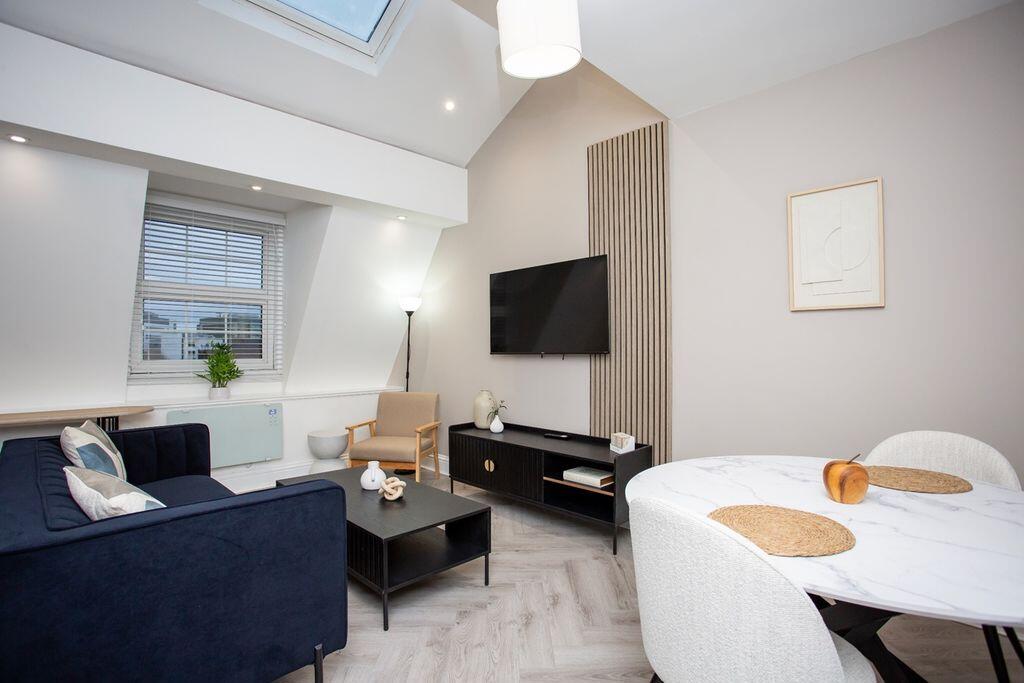 Apartment in Newcastle upon Tyne, Grainger Town - View 5